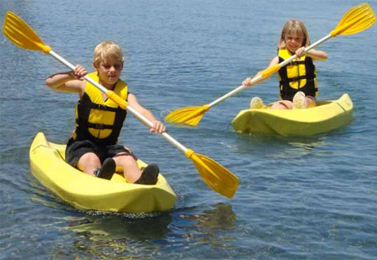 Kayak de loisir pour enfant.