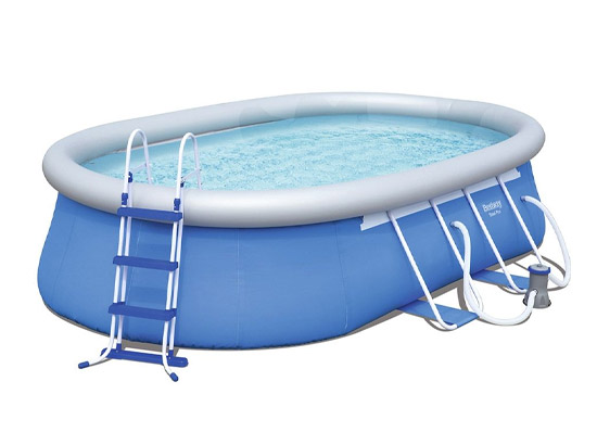 Montage piscine autoportée