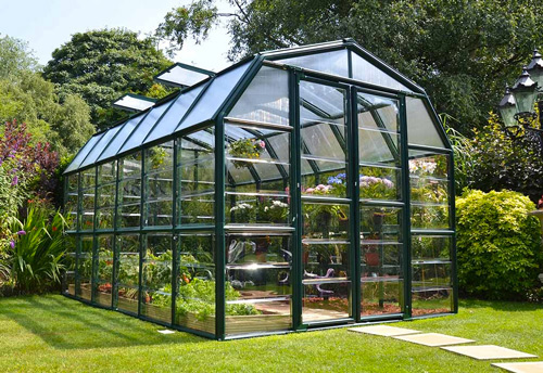 Serre de jardin en polycarbonate.