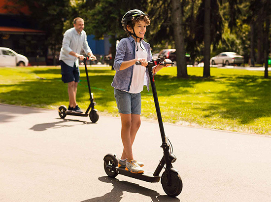 Trottinette électrique pour enfant